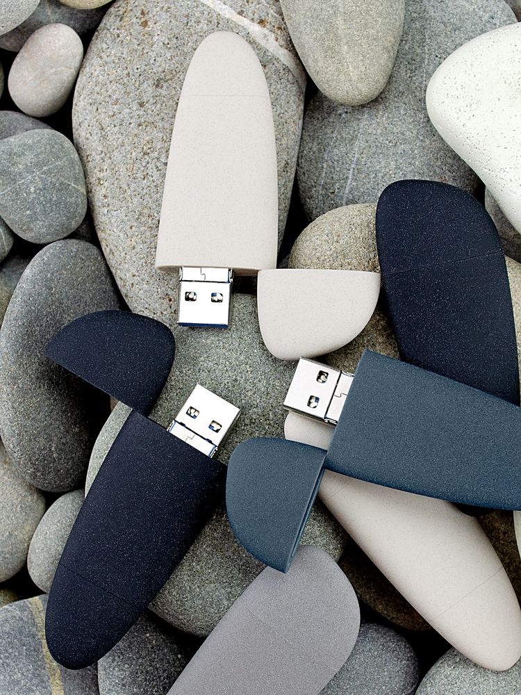 Флешка Pebble Universal, USB 3.0, серая